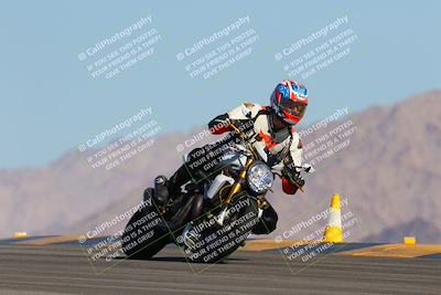 media/Oct-01-2023-SoCal Trackdays (Sun) [[4c570cc352]]/Turn 9 Set 2 (10am)/